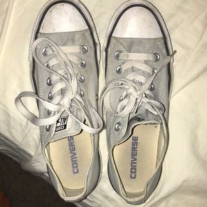 Light grey women’s converse size 7 (men’s 5)
